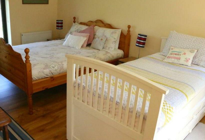 Дом 1 Спальня, Emy Lakehouse   Near Castle Leslie, Glaslough