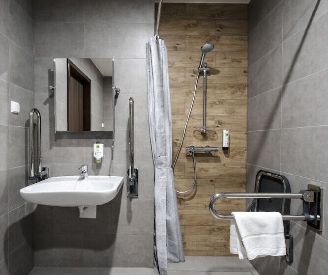 Standardzimmer (behindertengerecht), Db Hotel Wrocław