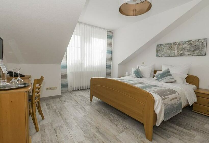 Номер Стандарт Вид на Озеро, Lakeside Resort Michaela