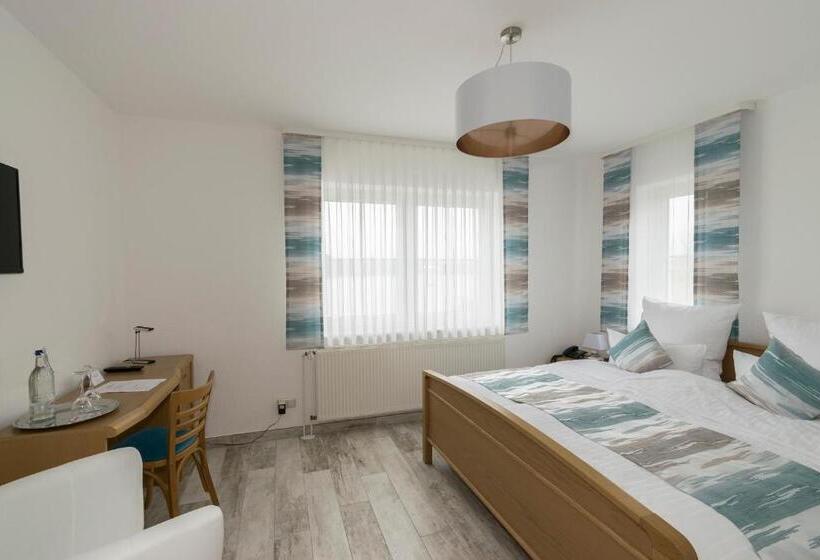 Номер Стандарт Вид на Озеро, Lakeside Resort Michaela