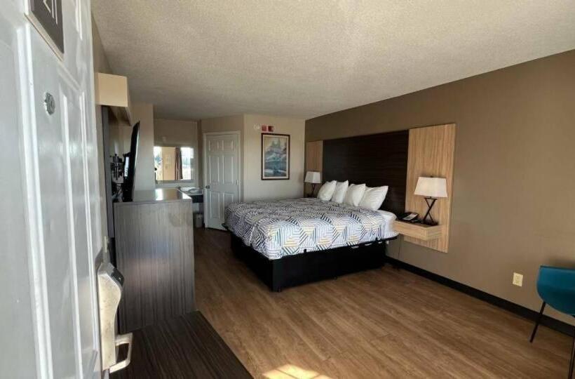غرفة قياسية سرير كينج, Motel 6 Georgetown, Sc Marina