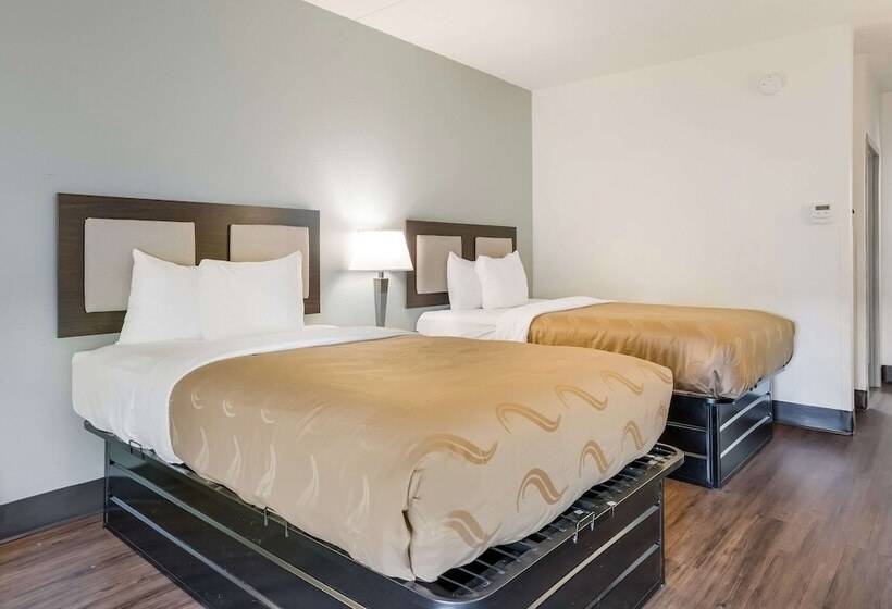 Номер Стандарт 2 Двуспальные Кровати, Quality Inn Jacksonville Near Camp Lejeune