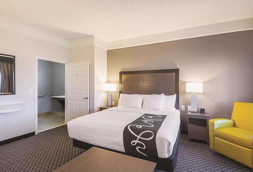 身障者適用キングサイズベッドルーム, La Quinta By Wyndham Austin At The Domain