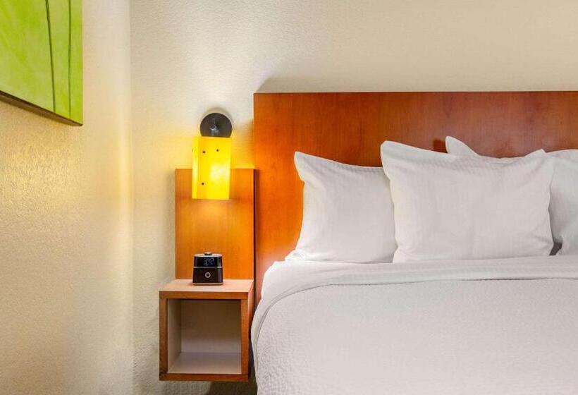 Номер Deluxe Кровать Кинг, La Quinta By Wyndham Raleigh Crabtree