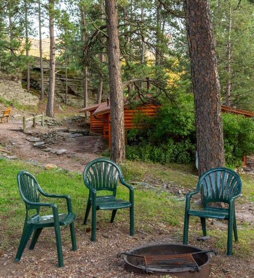 Хижина, Lodge At Palmer Gulch
