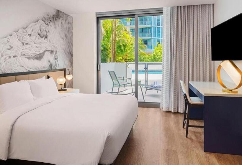 キャビン, Hyatt Centric Las Olas Fort Lauderdale