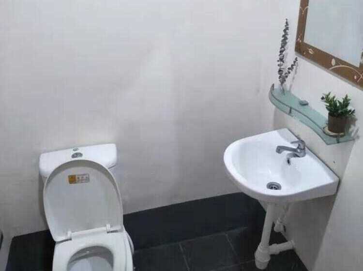 اتاق استاندارد سه نفره, Motel Kampung Kuah
