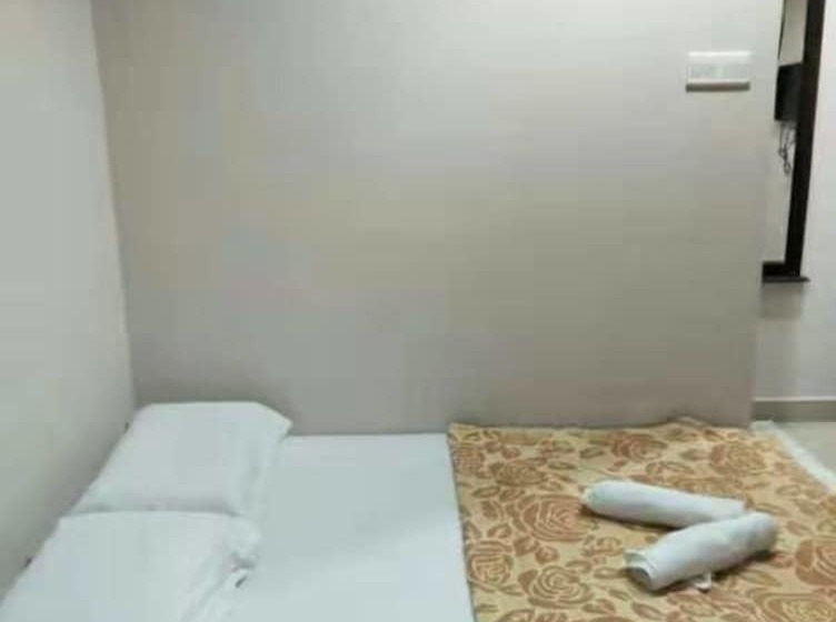 اتاق لوکس چهار تخته, Motel Kampung Kuah
