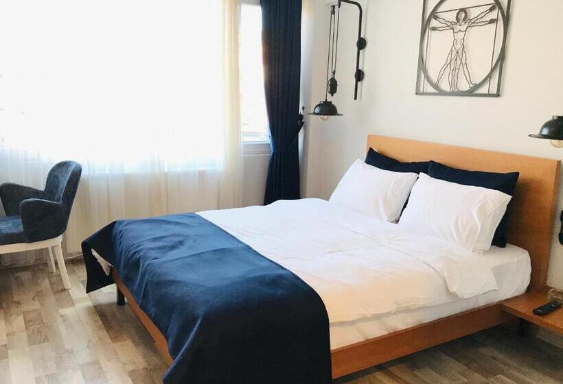 Economy Triple Room, Barkod Otel