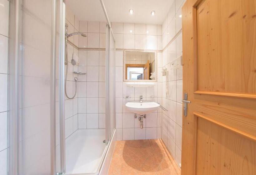 2 Bedroom Apartment, Landhaus Zauser