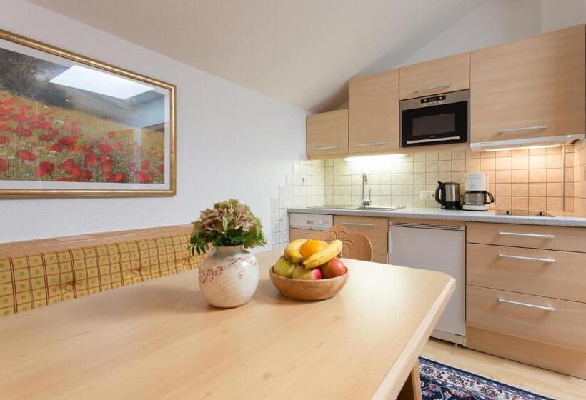2 Bedroom Apartment, Landhaus Zauser