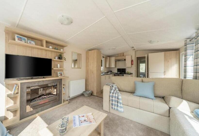 Дом 1 Спальня, Riverside Holidays