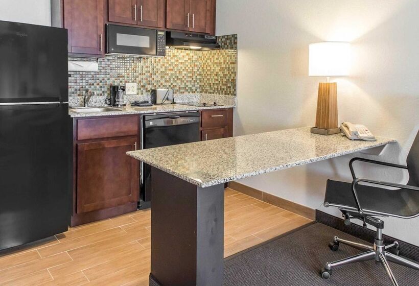 Люкс, Mainstay Suites Pittsburgh Airport