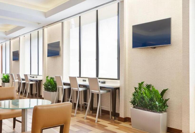 클럽 룸, Miami Airport Marriott