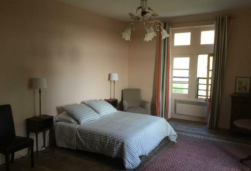 Семейный Номер, Chateau De Rys