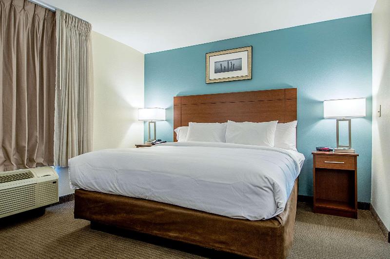 Люкс Кровать Кинг, Mainstay Suites Geismar  Gonzales