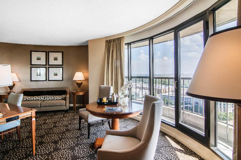 Люкс Адаптированный для Инвалидов, Omni Las Colinas