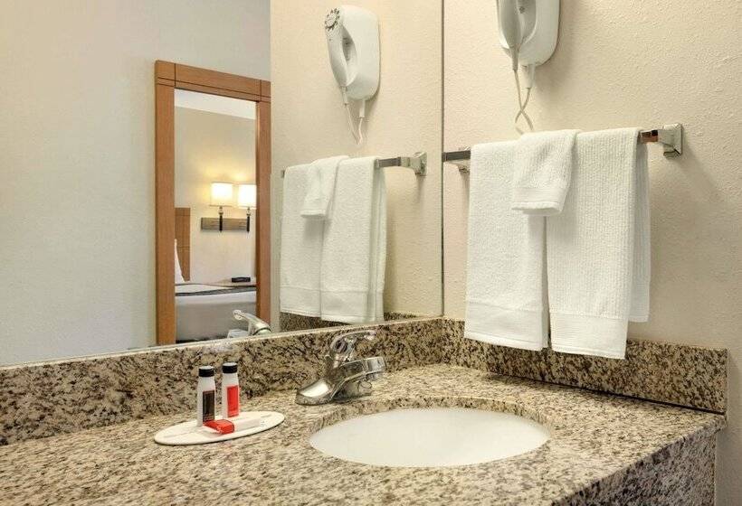 Номер Стандарт 2 Двуспальные Кровати, Travelodge By Wyndham Marysville