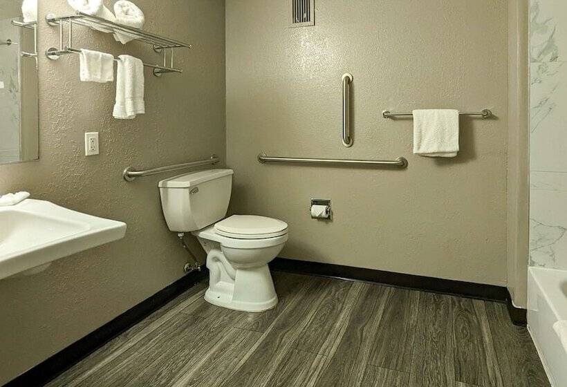 장애인을 위한 스탠다드 룸, Motel 6danvers, Ma  Boston North