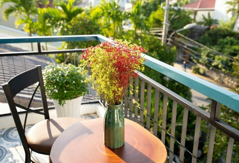اتاق لوکس چهار تخته, 5 Coconut Homestay Hoi An