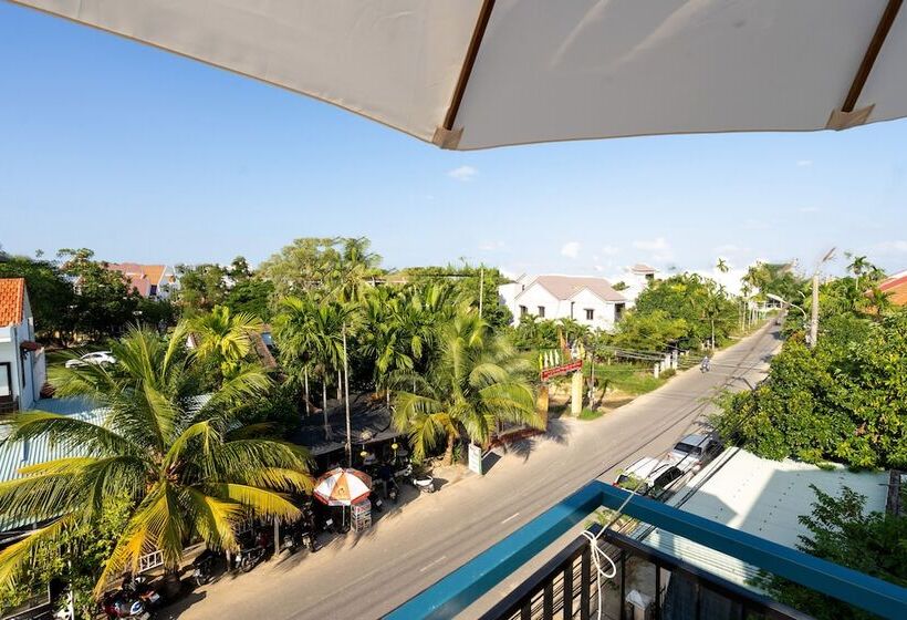 اتاق لوکس چهار تخته, 5 Coconut Homestay Hoi An