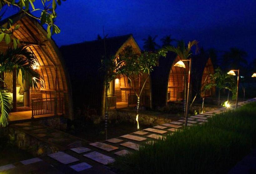 Номер Deluxe Вид на Горы, Umma Bali Menjangan Retreat