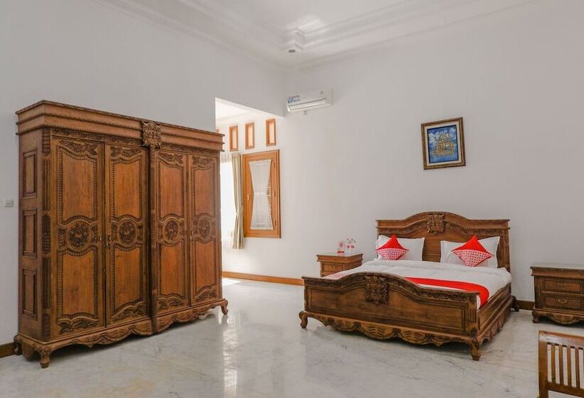 سوییت لوکس, Oyo 2295 Daffi Family Residence