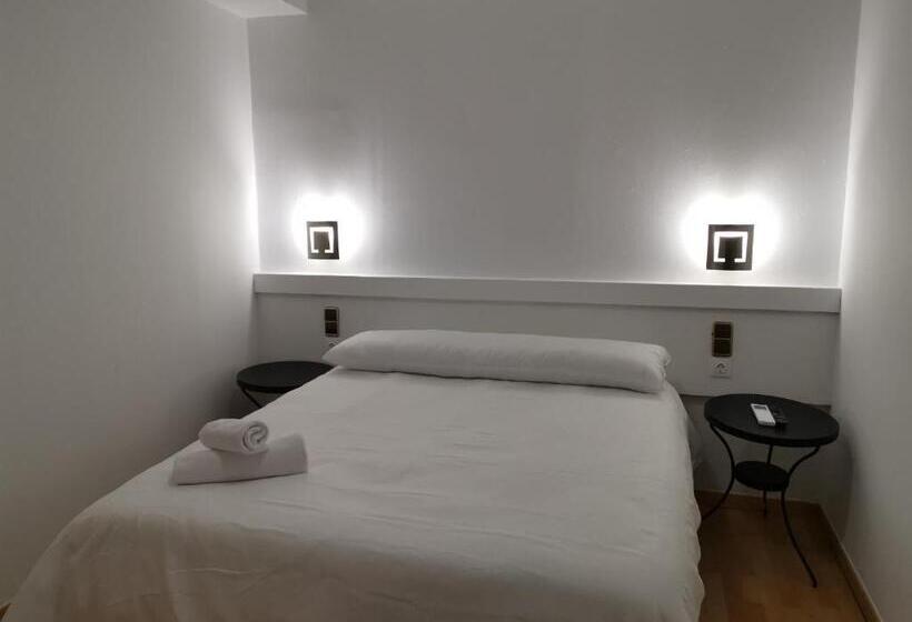 Номер Стандарт, Hostal Quinta Santillan