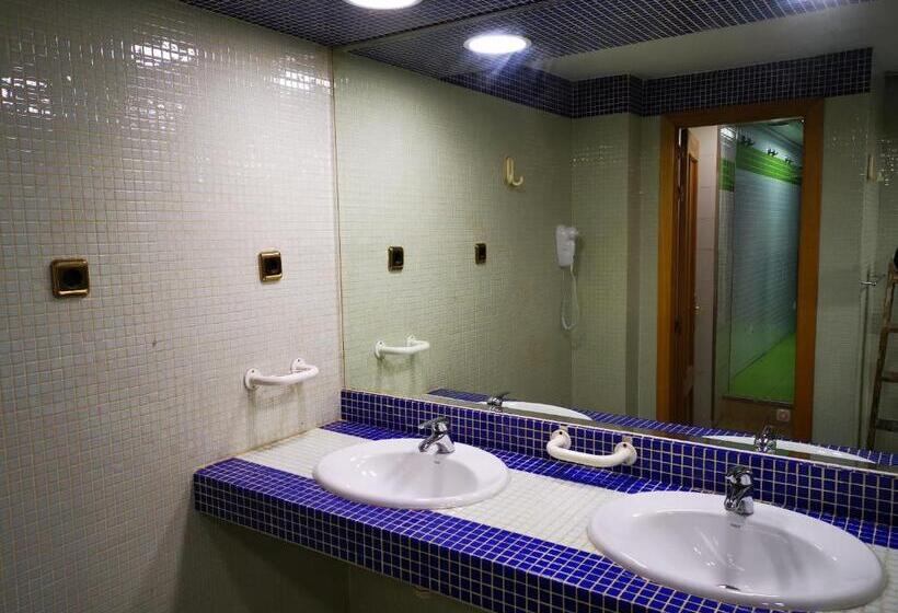 Номер Стандарт Индивидуальный Совместная Ванная, Hostal Quinta Santillan
