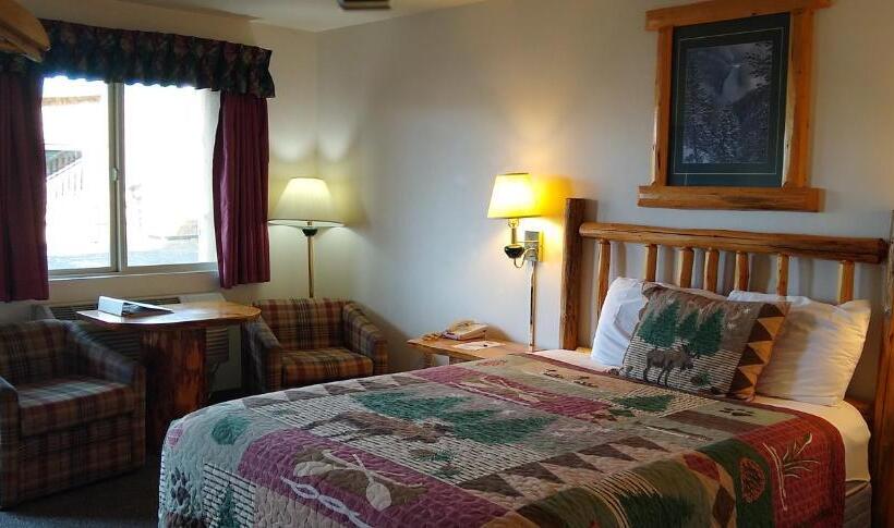 Номер Deluxe, Ponderosa Motel