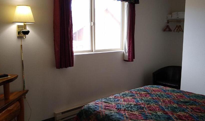 Family Suite, Ponderosa Motel