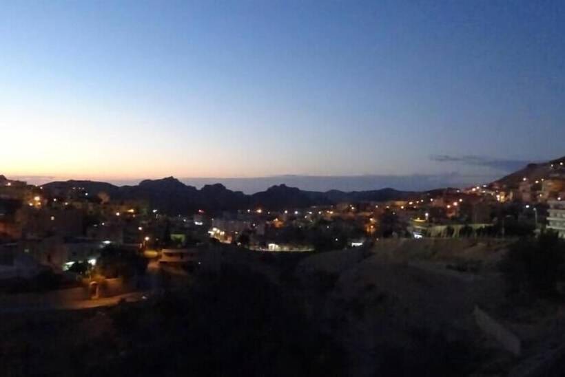 اتاق استاندارد سه نفره, Petra Sofsaf