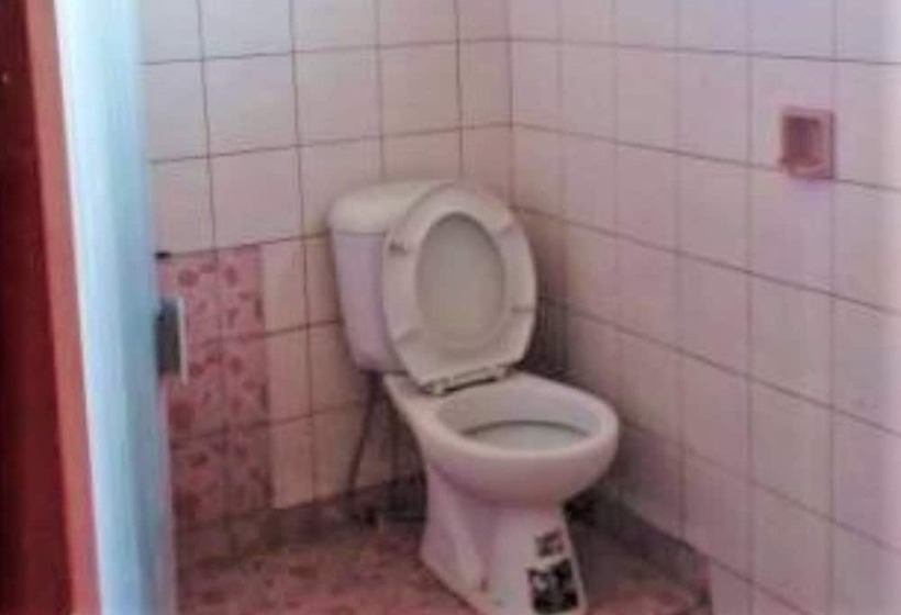 Quarto Estandar Individual, Wisma & Kantin Amanda