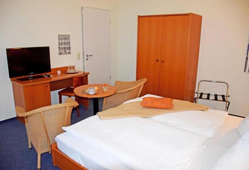 Номер Стандарт Трехместный, Appartementhaus Sellin