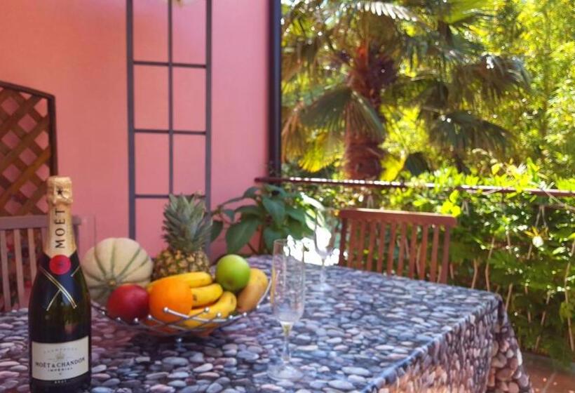 غرفة ديلوكس, Apartment & Rooms Graciela