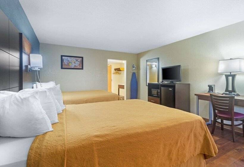 Pokój Standard 2 Łóżka Małżeńskie, Econo Lodge Inn & Suites Gatlinburg At The Convention Center