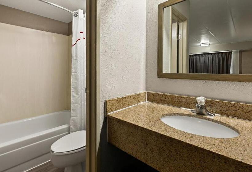 Номер Superior Кровать Кинг, Red Roof Inn Cleveland  Independence