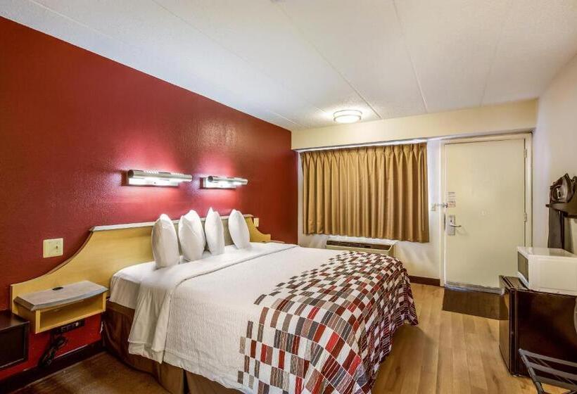 Номер Superior Кровать Кинг, Red Roof Inn Detroit  Plymouth/ Canton