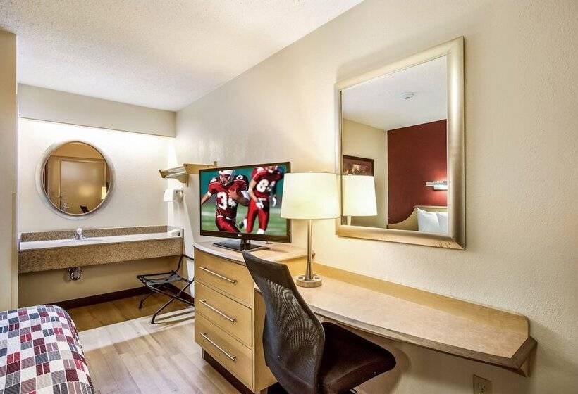 Номер Deluxe, Red Roof Inn Detroit  Plymouth/ Canton