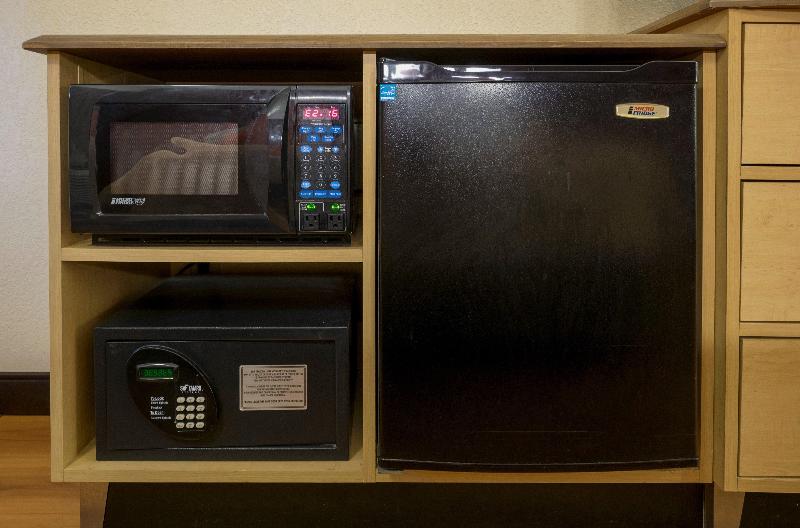 Номер Deluxe, Red Roof Inn Louisville East  Hurstbourne