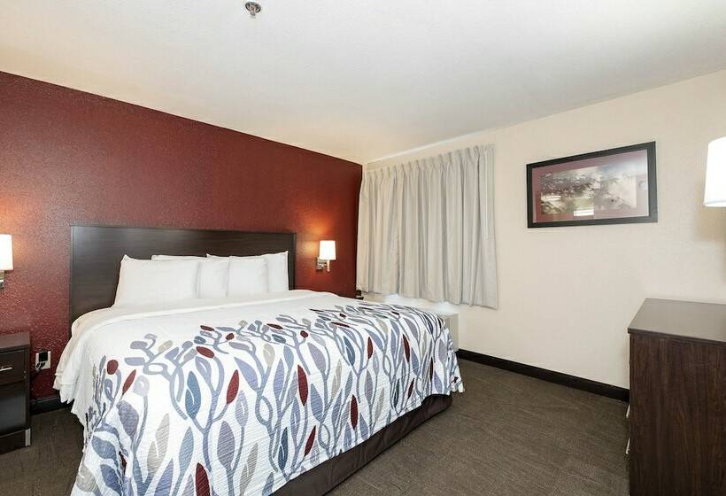 Номер бизнес-класса, Red Roof Inn Raleigh Southwest  Cary