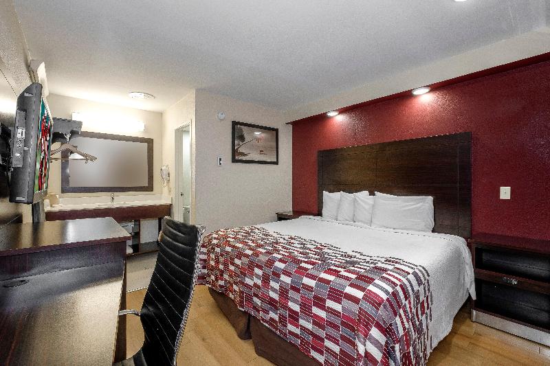 キングサイズベッドのスタンダードルーム, Red Roof Inn Tallahassee  University