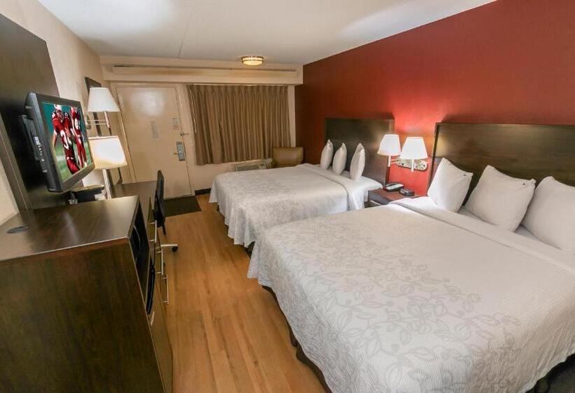 Номер Deluxe Адаптированный для Инвалидов, Red Roof Inn Plus+ St Louis   Forest Park/ Hampton Ave 