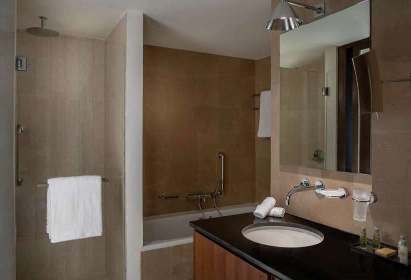 اتاق خانوادگی, Doubletree By Hilton Adana
