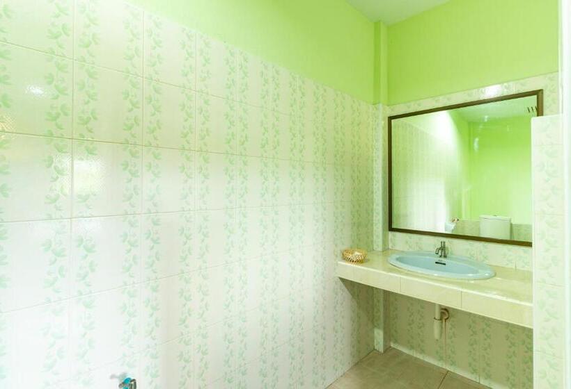 اتاق استاندارد, Khum Suk Resort