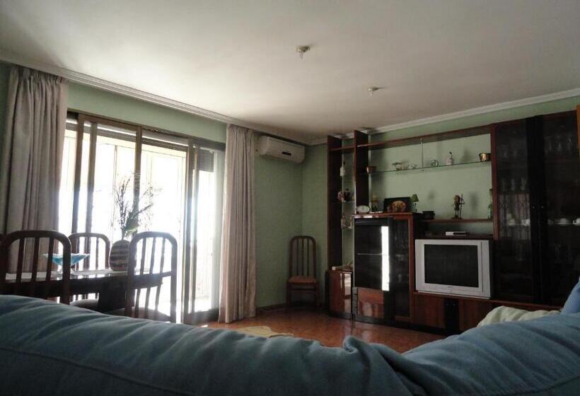 带3个卧室的公寓, Apartamentos Raymar