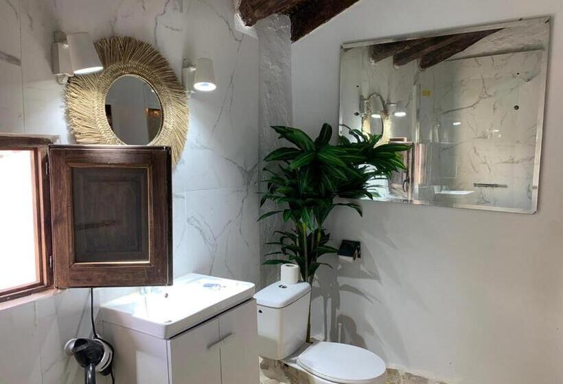 Люкс Вид на Горы, Fortress Jacuzzi Suites