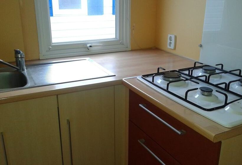 Дом 3 Спальни, Camping Pirinenc