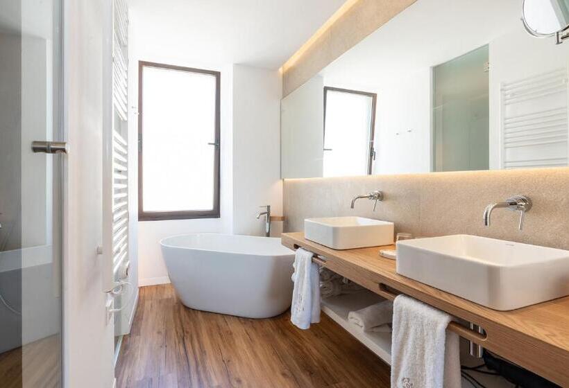 Люкс с гидромассажем, Ynaira Hotel & Spa