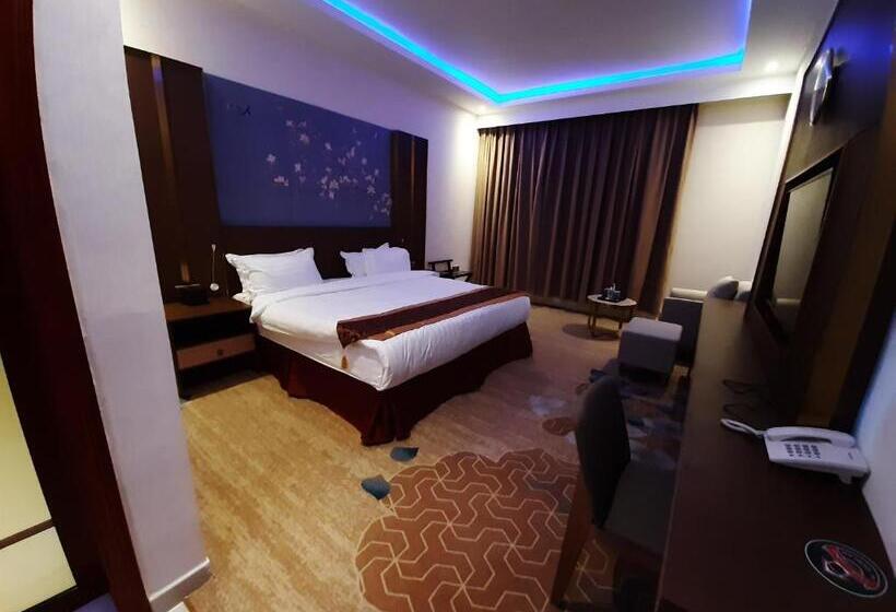 Номер Deluxe, Qasr Alshamal